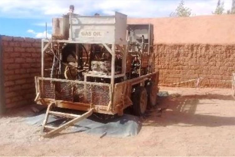 lake resources drill rig
